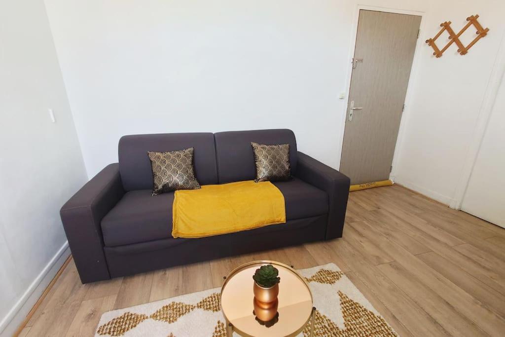 Le Petit Studio Senlisien Senlis  Extérieur photo