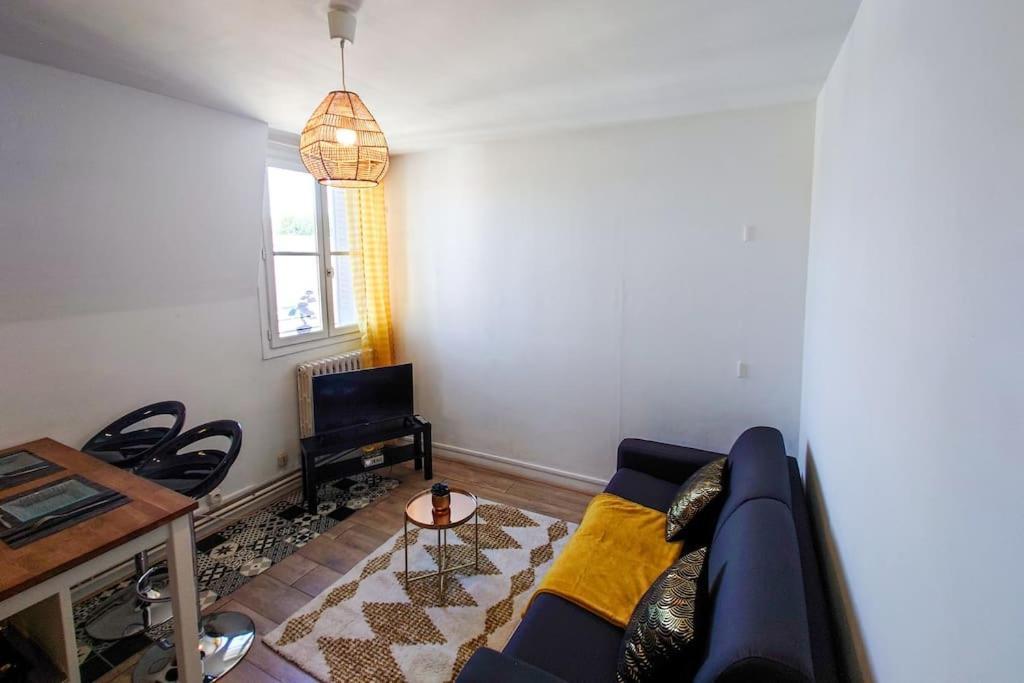 Le Petit Studio Senlisien Senlis  Extérieur photo